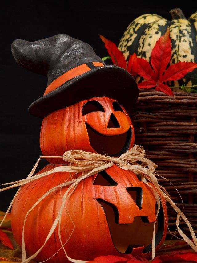 Tips for Hosting a Halloween Party